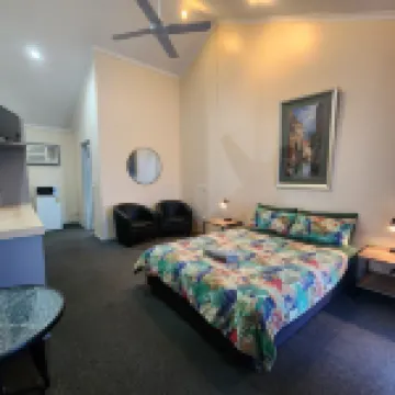 Wentworth Central Motor Inn