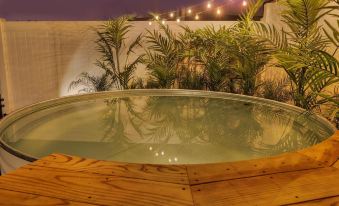 Designer Coastal Paradise w Pool - Steps to Beach