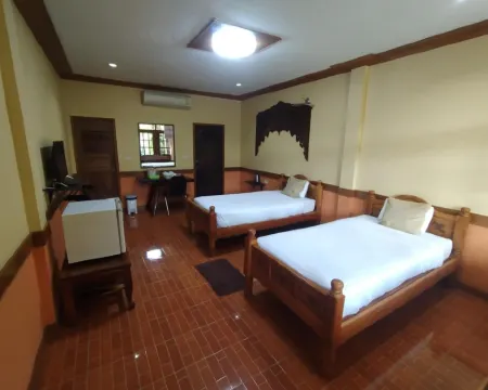 เพื่อนเดินทาง รีสอร์ท โรงแรมในอำเภอ ไชยา