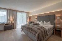 Post Hotel Paznaun Hotels in Kappl