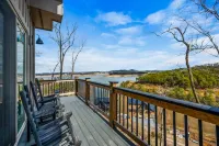 NEW Lake View Indoor Pool Sleeps 14 Hot Tub