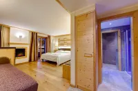 Boutique Hotel Diana فنادق في Pinzolo