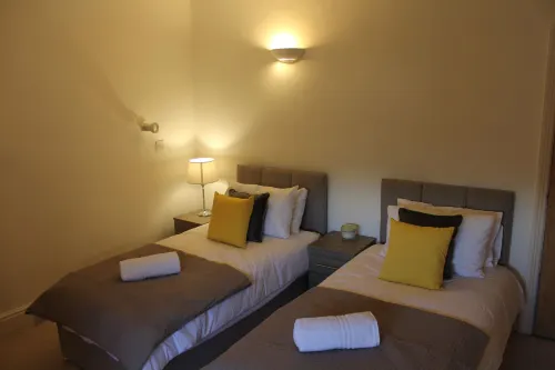 나이턴 빌라 바이 젠슨렛 SA