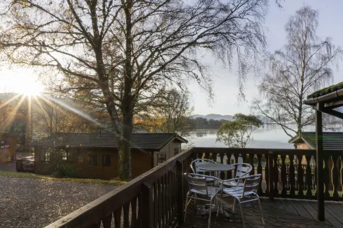 Linnhe Lochside Holidays - parking