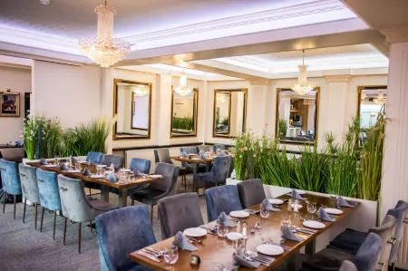 Clifton Park Hotel - Exclusive to Adults