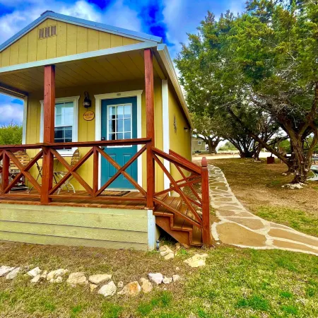 The Alexander at Creek Road