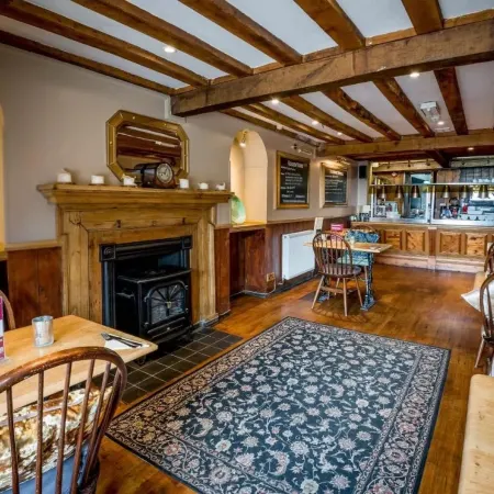 The Longboat Inn