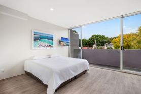 Bondi Beach Studio King Suite + Balcony