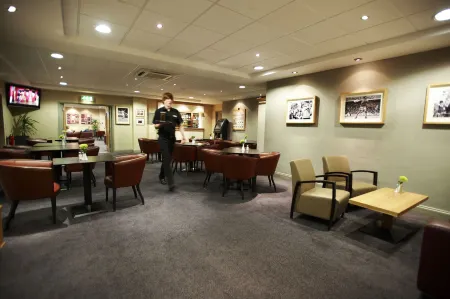 The Essex Golf & Country Club Hotel Отели в г. Фееринг