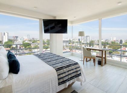 Hotel Velvet Plaza