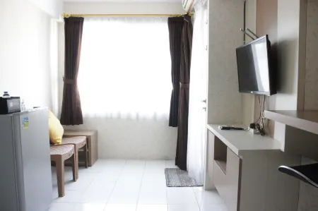 Homey 2Br Apartment at the Jarrdin Cihampelas