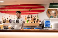 The Surf House - bar