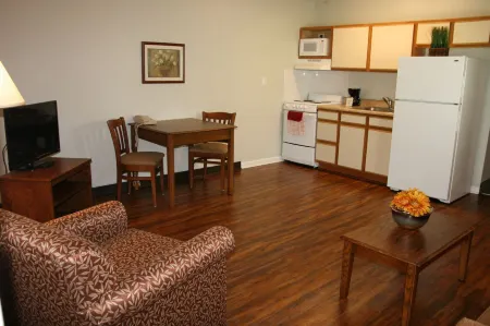 Affordable Suites Sumter Отели в г. Самтер