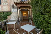 Hotel Los Cigarrales Hotels in Layos
