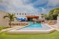 Dreamer Beach Club - Beach
