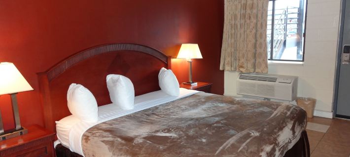 Red Apple Inn Hotels in Wayne County