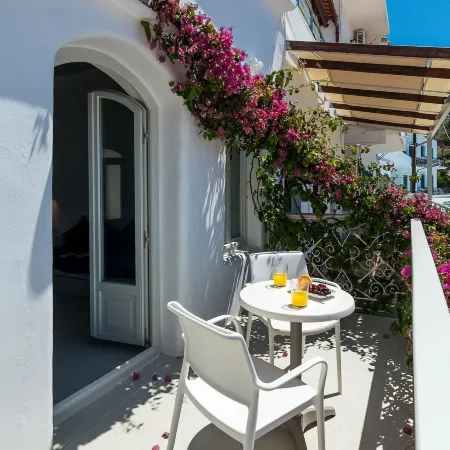 Samaria by the Sea