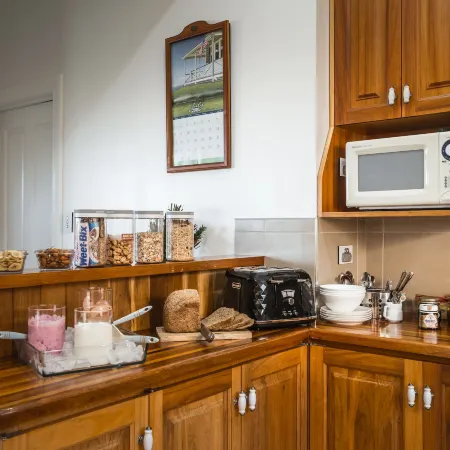 Noah's Stanley Luxury Bed and Breakfast