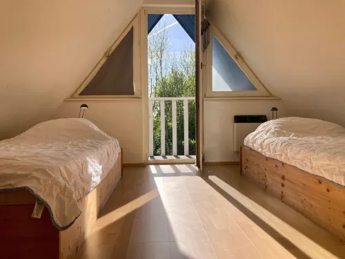 Grachthaus 6Pers House with a Private Terrace and Garden by the Lauwersmeer