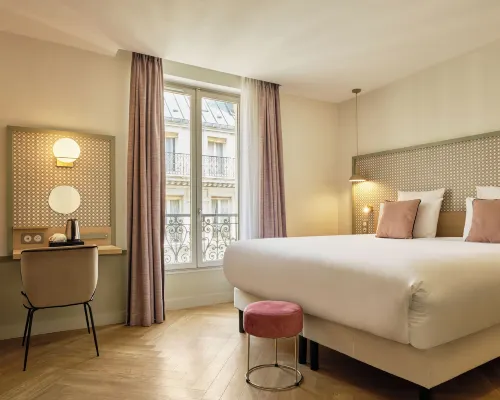 Hotel Cervantes by Happyculture Hotels near 8th arr.