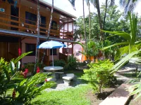 Cabinas Popular โรงแรมใน