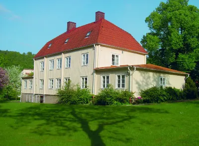 Huskvarna Hotell & Vandrarhem Hotels near Rosengallerian Huskvarna