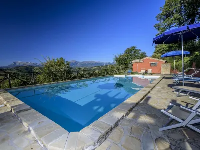 Gorgeous Apartment with Pool Near Sibillini Mountains