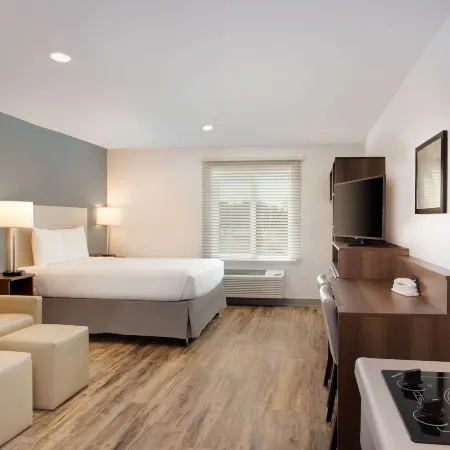 Extended Stay America Suites - Minneapolis - Fridley Отели в г. Фридли