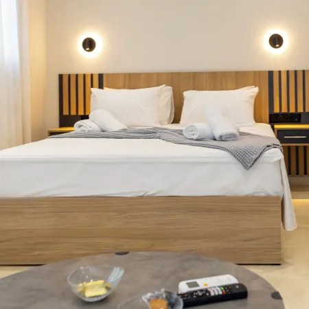 Rafkon Luxury Apartments - Myrina