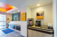 Motel 6 San Antonio, TX - Sea World North Hotels in Helotes