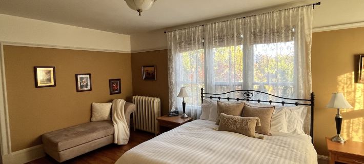 Stirling House Hotels in Kelowna