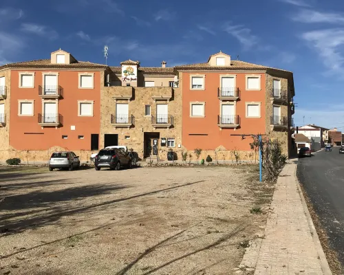 Hostal Rural Los Girasoles de Iniesta Hotels in La Mancha