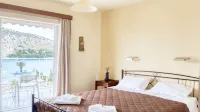 Akrotopi Apartments & Studios