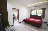 The Siam Place Pool Villa Hotels in Nong Prue