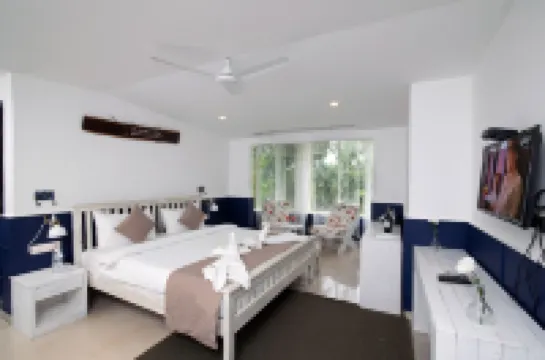 Hibis Hotels and Resorts