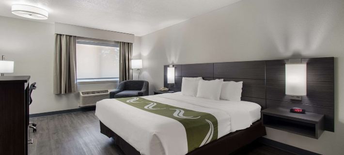 Quality Inn & Suites Wilsonville Hotels in Clackamas County