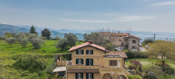 Casa Gianna Hotels in Massarosa