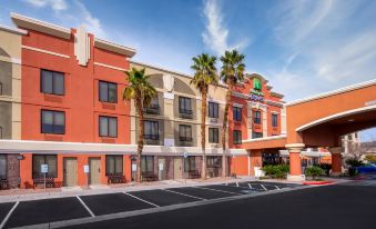 Holiday Inn Express & Suites Henderson