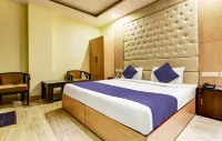 Hotel the Diamond 2 Min from Zirakpur Bus Stand - 2-Sterne