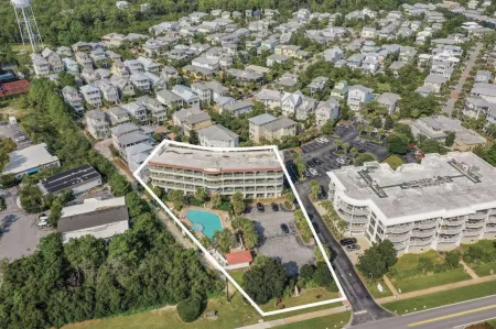 Gorgeous Gulf Views and Spacious Balcony - Elegant Coastal Retreat