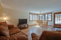 Ideal vacation home with wraparound deck & Rocky Mountain view
