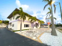 Studio Apt w/ 2Q Beds & Shared Pool 01 Hotels in Largo