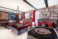 Stunning Lake View with Private Pool and Game Room - Luxurious Retreat