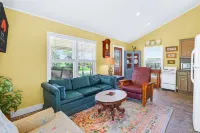 Private Oasis with Firepit and Stunning Views - Charming Cozy Retreat Hotels in Dripping Springs