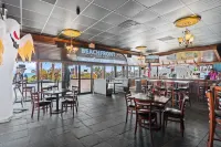 Exquisite Oceanfront Oasis - Resort Pools and Arcade Fun