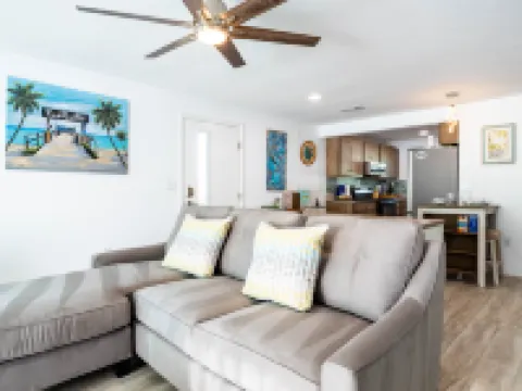 Lake View and Brand New Pool - Charming Coastal Oasis