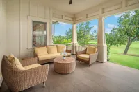 Exclusive Access to Private Club Amenities - Luxurious Tranquil Retreat