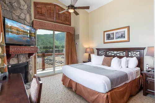 Westgate Penthouse, Wrap Around Deck, Private Hot Tub, Mountain Views, Multiple Pools, Tennis, Spa - 2-Star