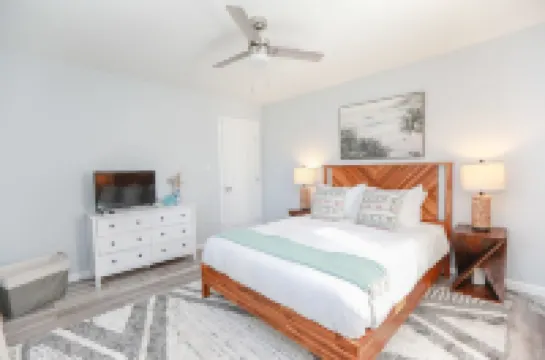 Scenic Deepwater Access and Cozy Firepit - Charming Retreat