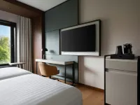 Milan Marriott Hotel Hotels near I Navigli